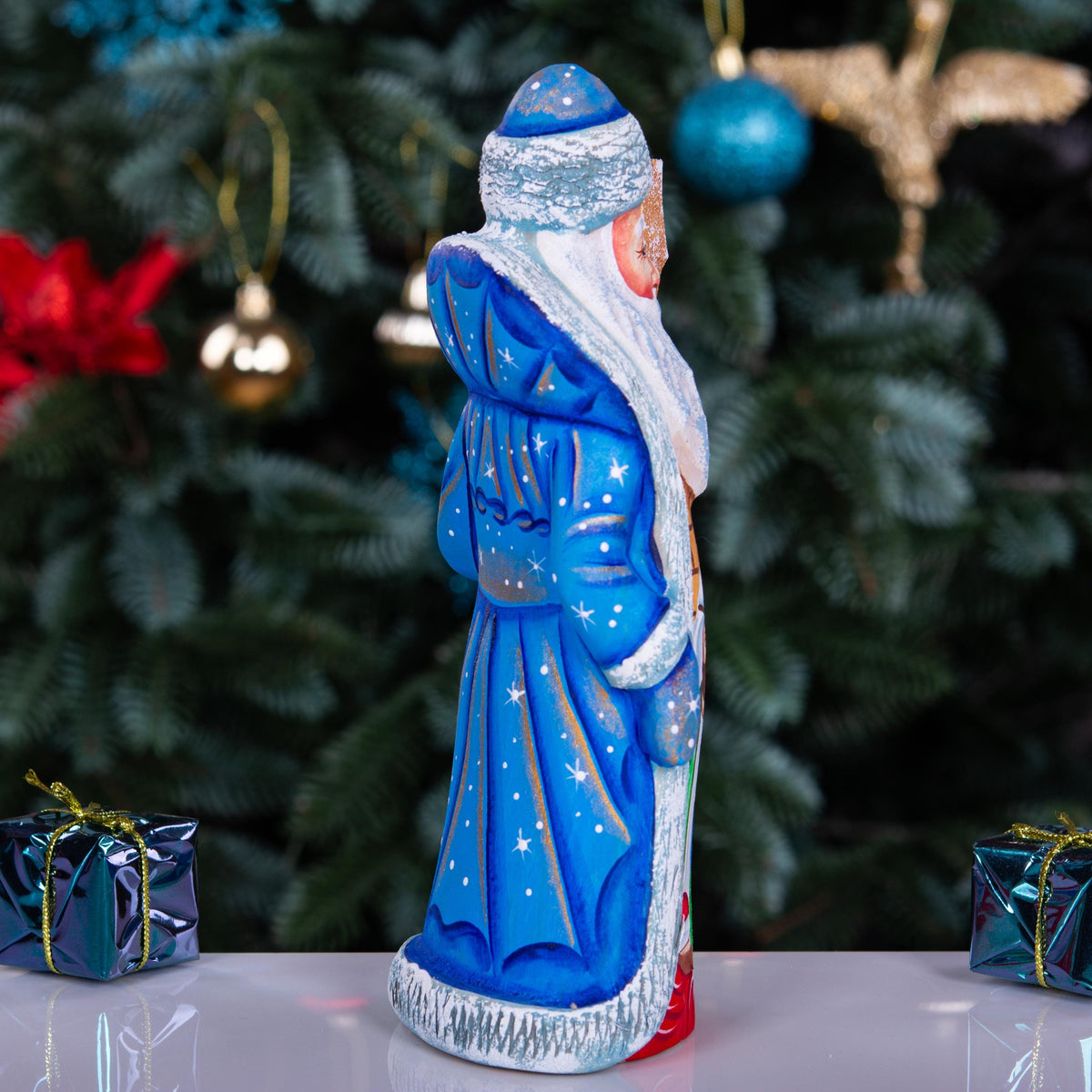 Blue Coat Santa Figurine 7", Nativity Scene, Old World Folk Art