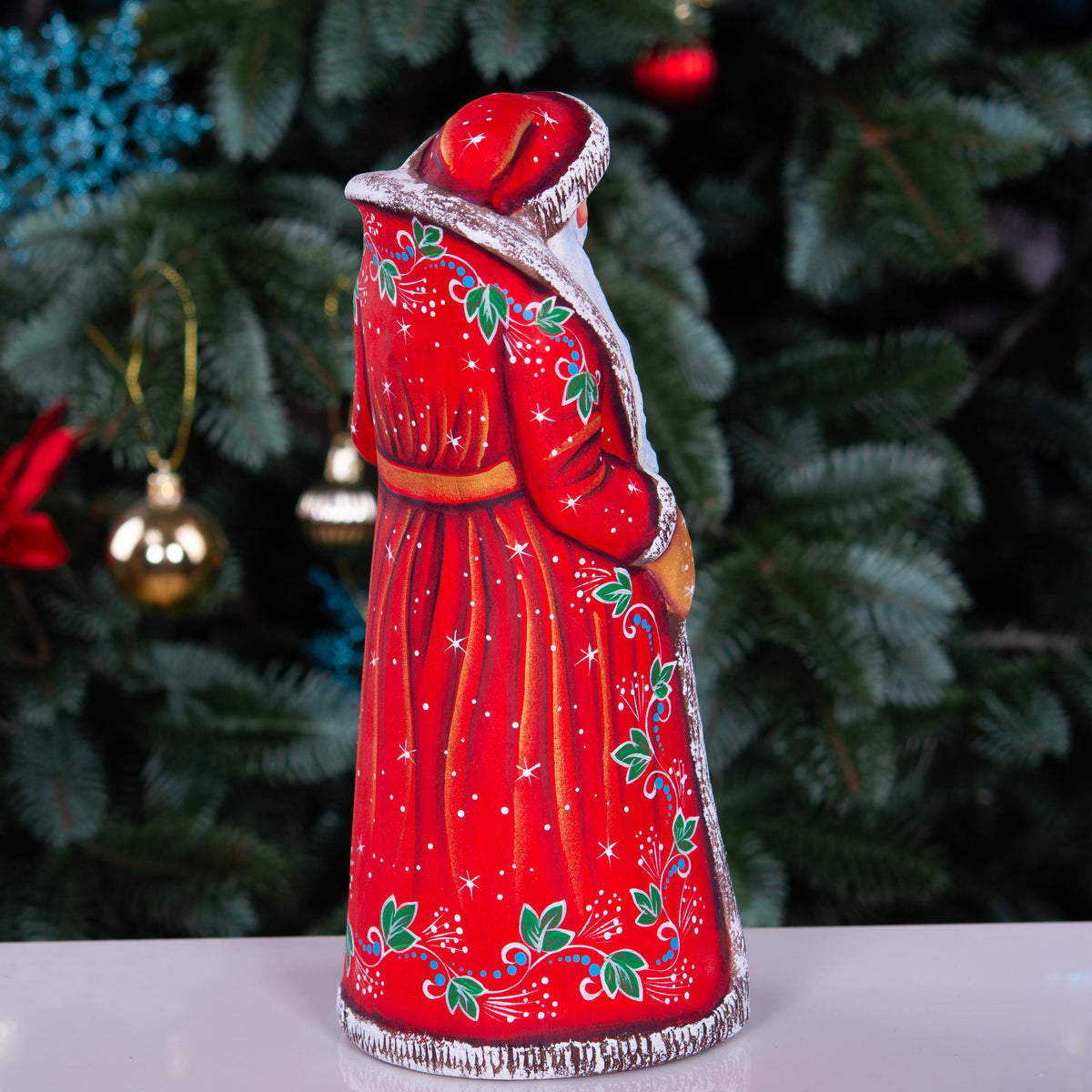 Hand carved Santa wooden figurine 9 inch, kitten in stocking scene