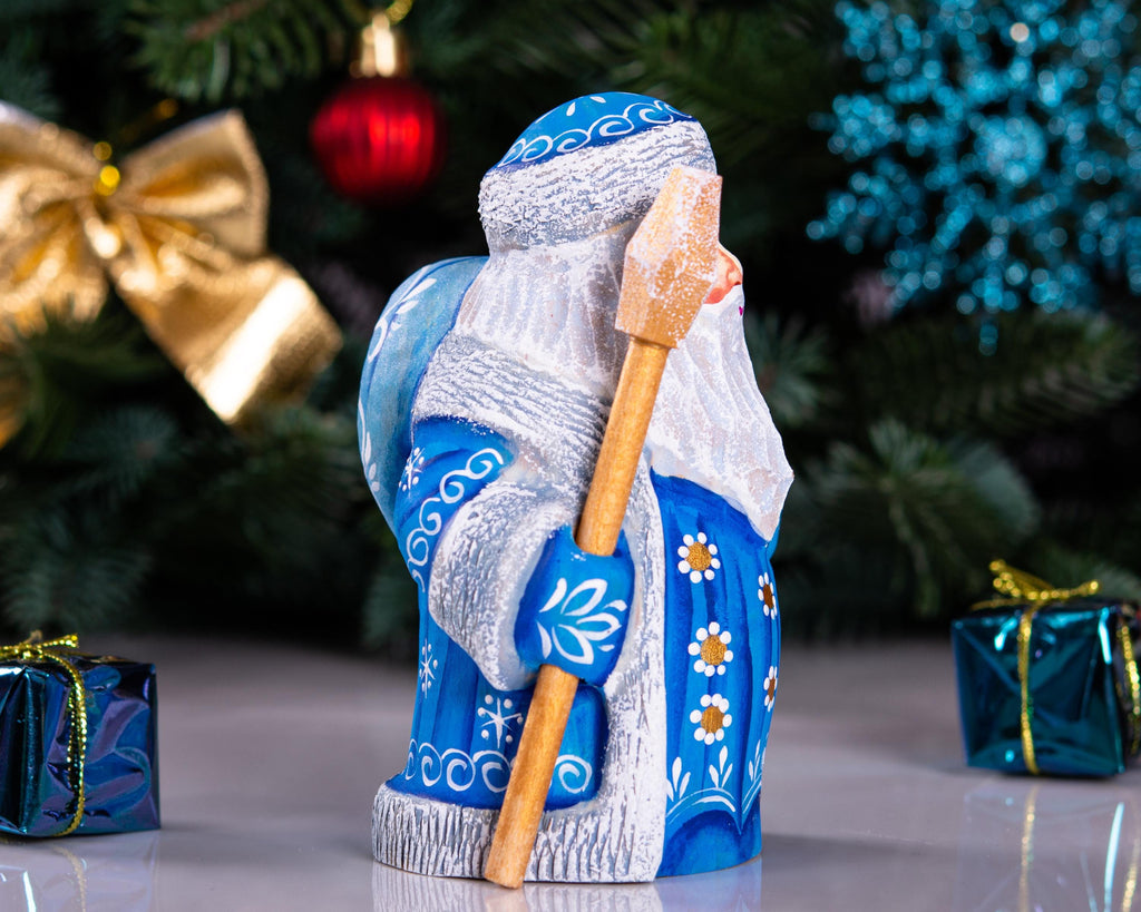 Hand Carved Wooden Santa Claus Figurine: Hand-Painted Christmas Decor