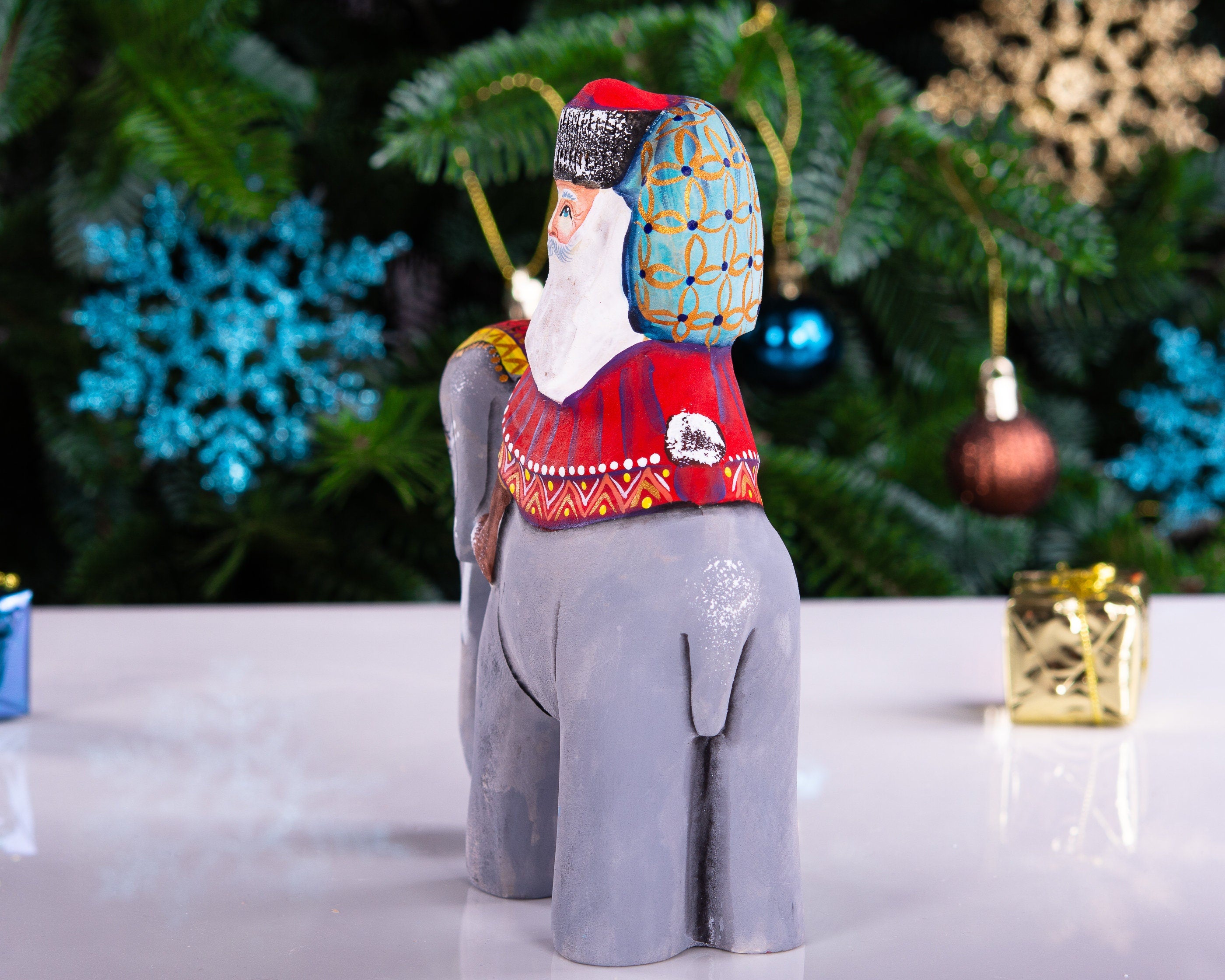 Wooden Hand Carved Santa Claus figurine, Handmade Christmas Home Decor, Hand painted funny Christmas gift made in Ukraine