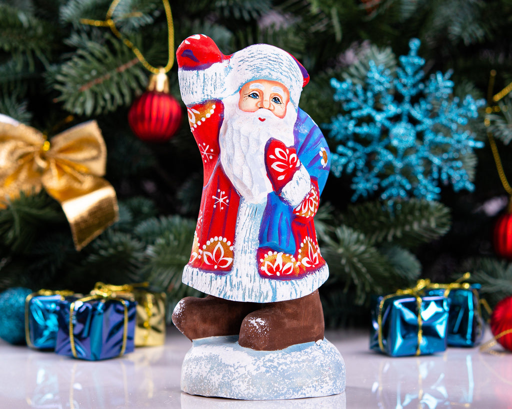 Wooden hand carved Santa Claus figurine 6.5" - funny Christmas gift idea for Christmas home decoration indoor - made in Ukraine