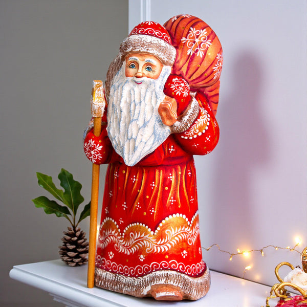 Wooden Carved Santa Claus figurine 9