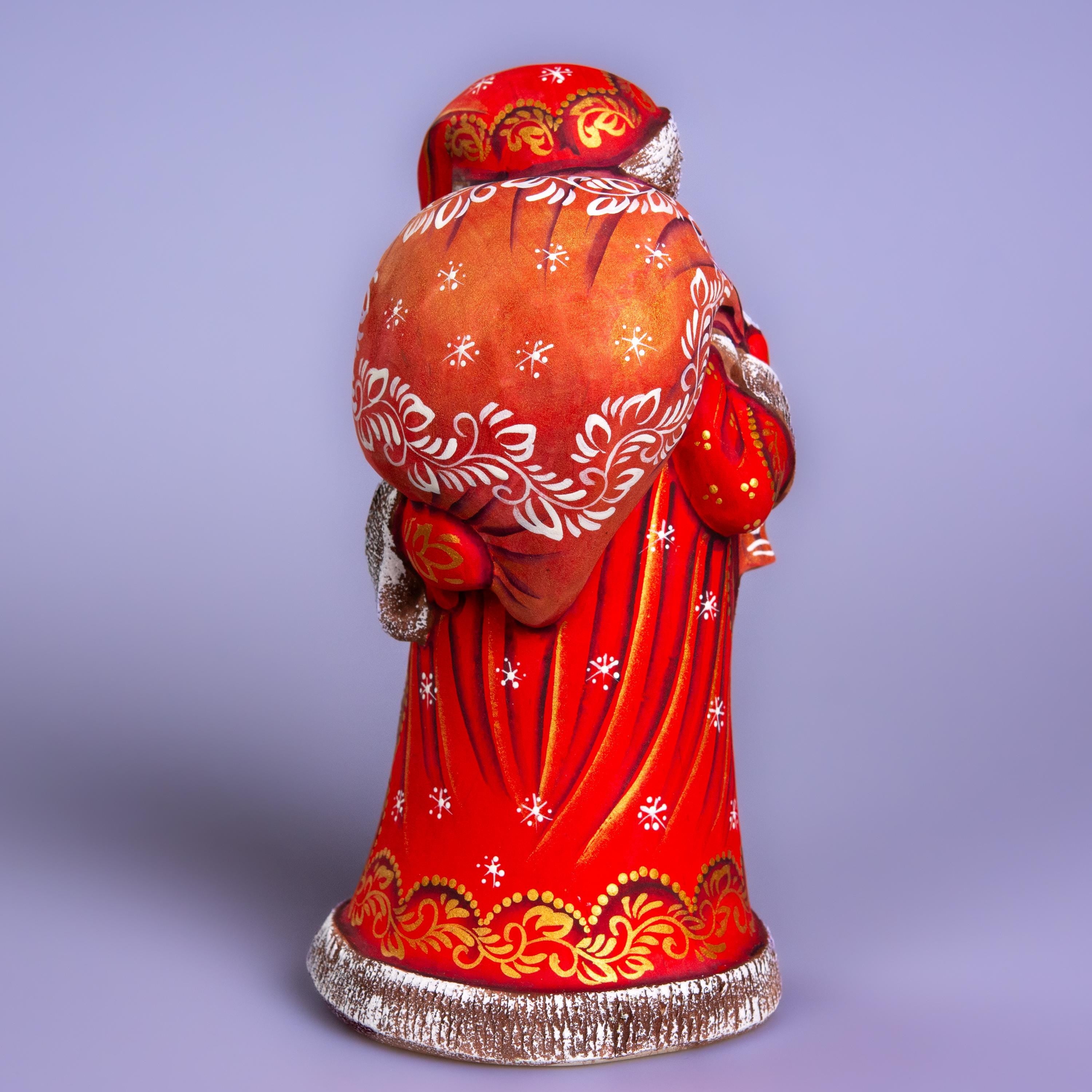 Hand Carved Wooden Santa Claus Figurine: Christmas Holiday Decor