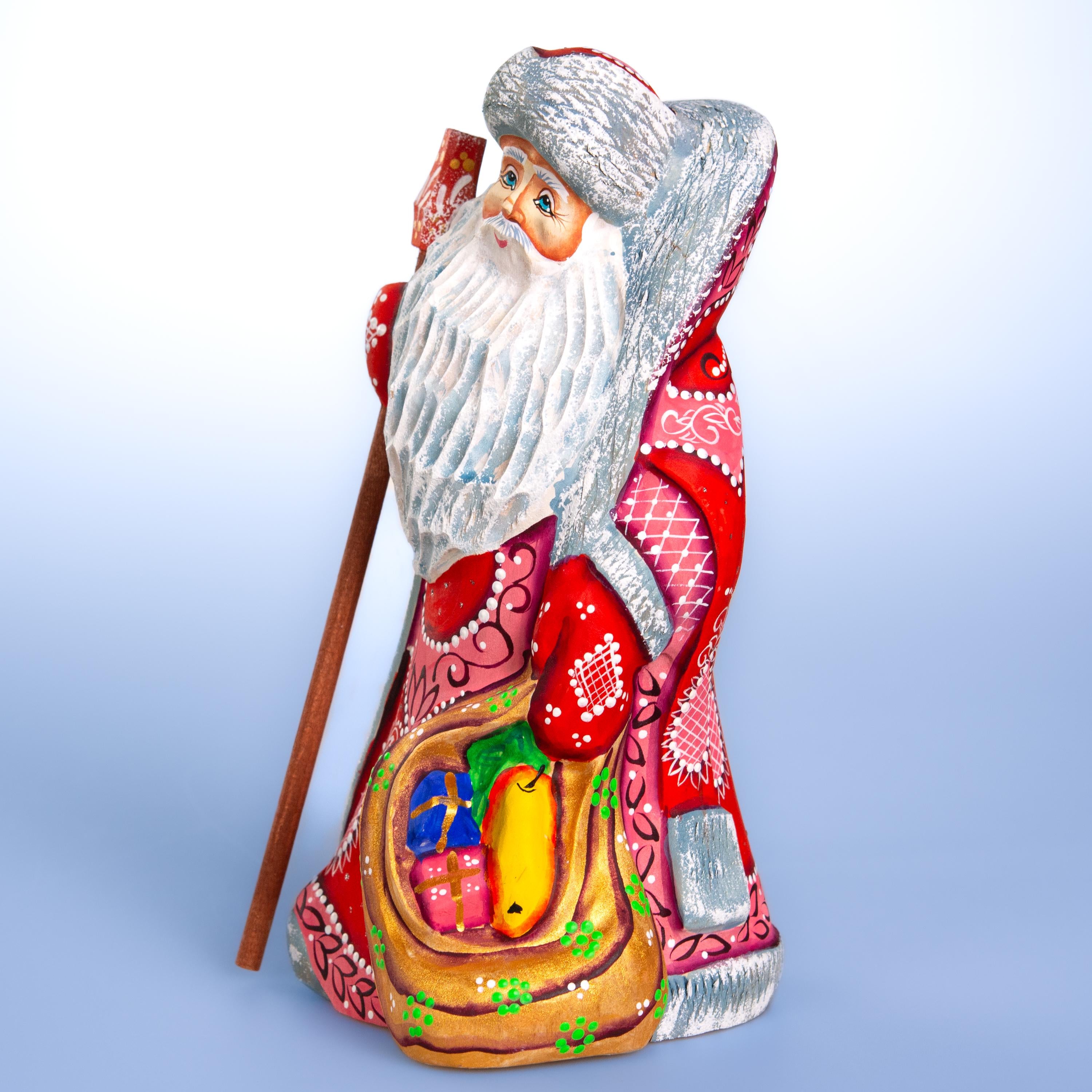 Old World Santa figurine 9.1 inch, folk art mantel decor
