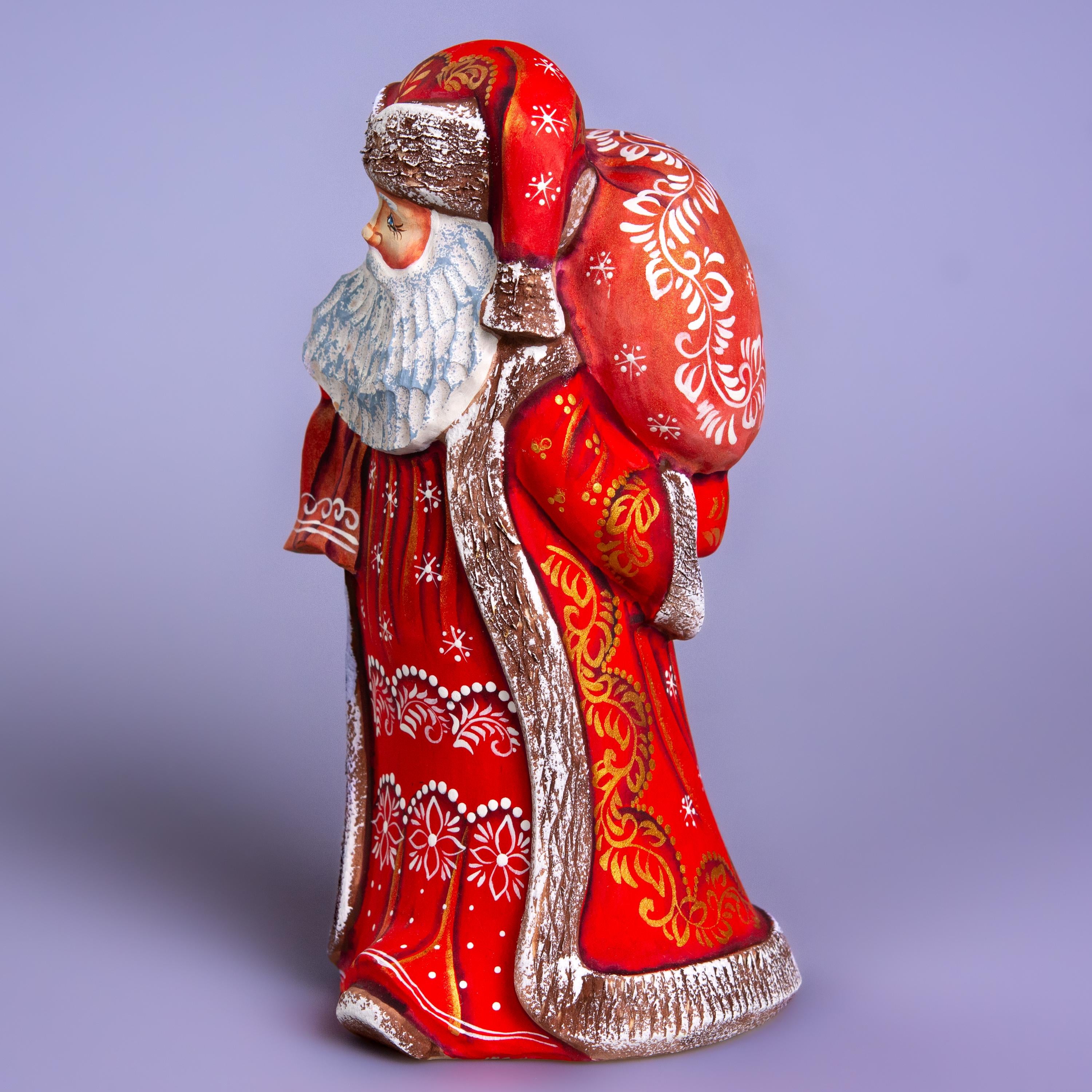 Hand Carved Wooden Santa Claus Figurine: Christmas Holiday Decor