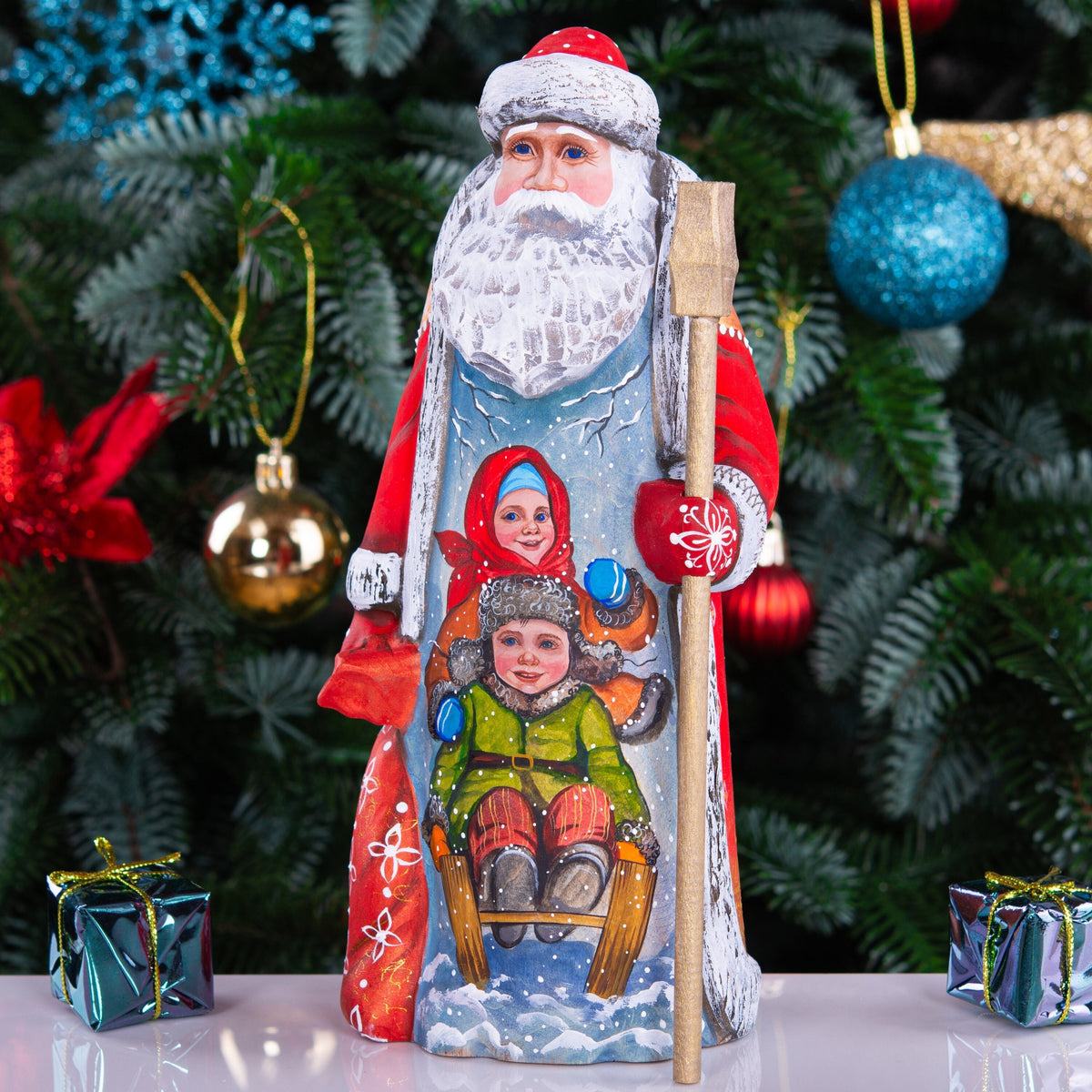 Hand-Carved Wooden Santa Claus Figurine: 9" Holiday Decor