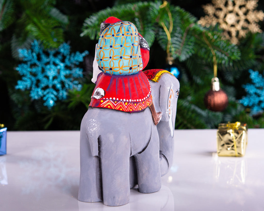 Wooden Hand Carved Santa Claus figurine, Handmade Christmas Home Decor, Hand painted funny Christmas gift made in Ukraine