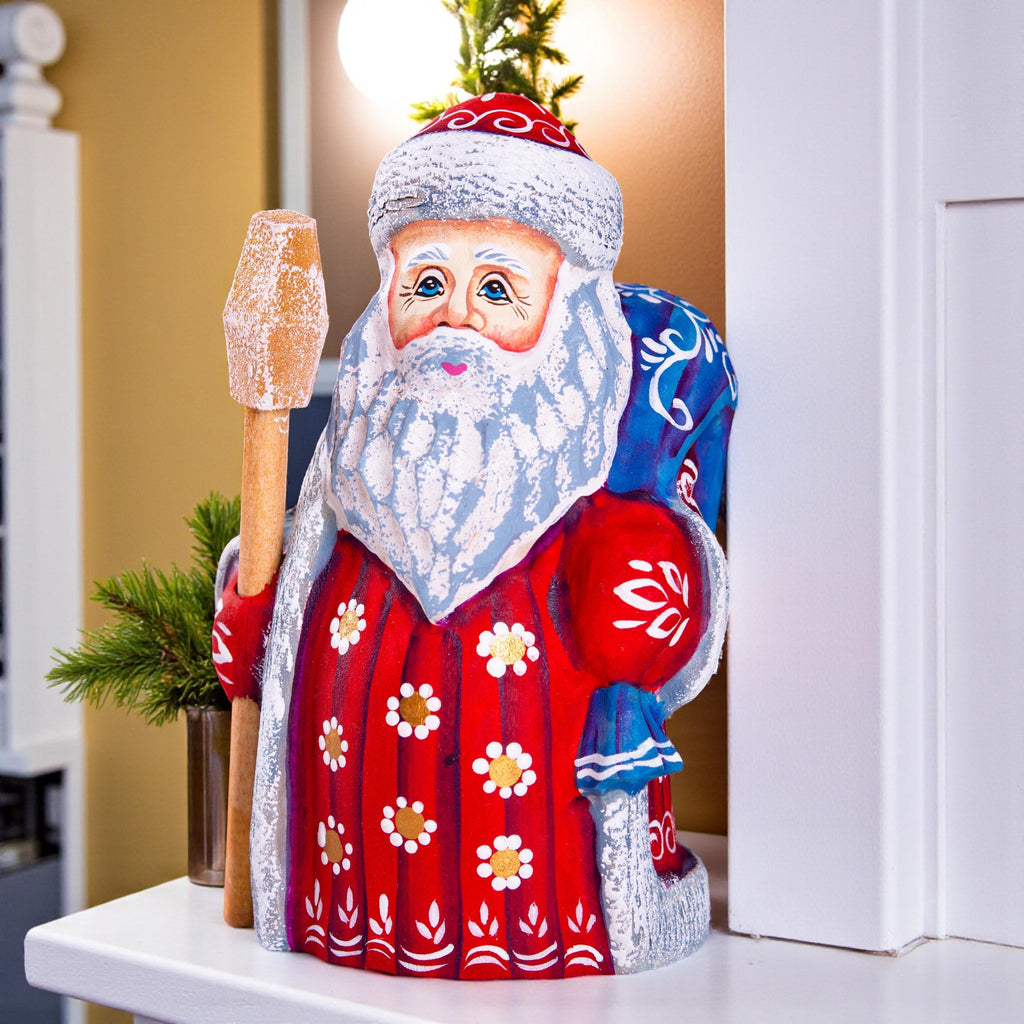 Handcrafted Wooden Santa Figurine: Folk Art Christmas Decor