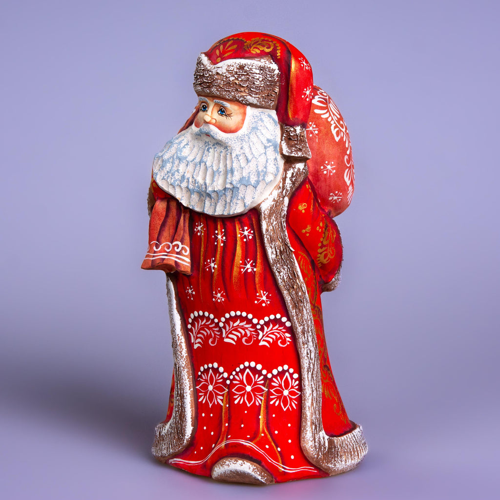 Hand Carved Wooden Santa Claus Figurine: Christmas Holiday Decor