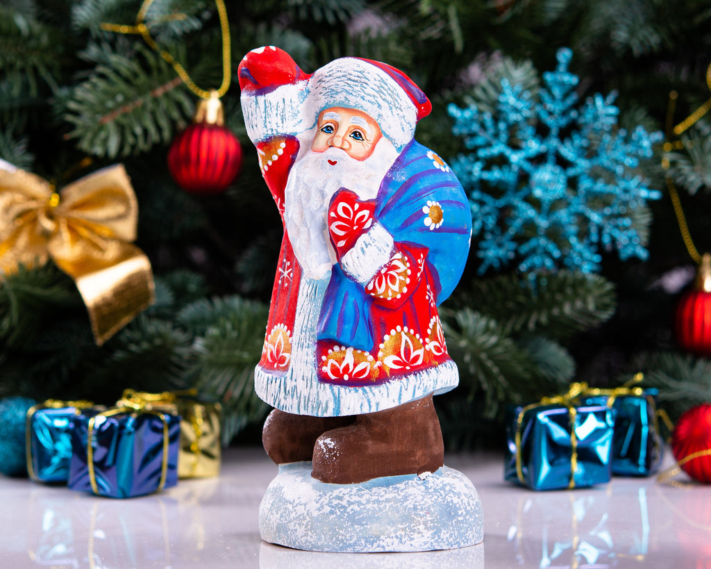 Wooden hand carved Santa Claus figurine 6.5" - funny Christmas gift idea for Christmas home decoration indoor - made in Ukraine