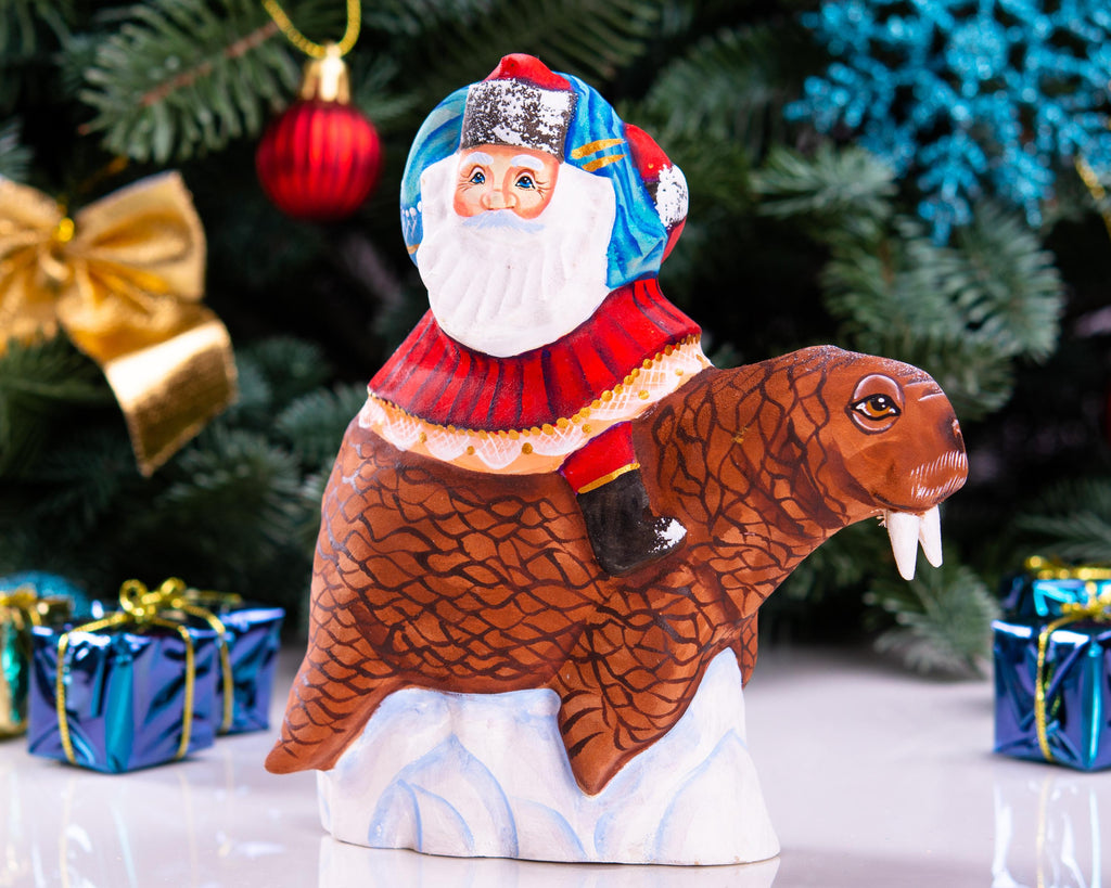 Old World Santa wooden figurine 5.9 inch, walrus arctic scene display