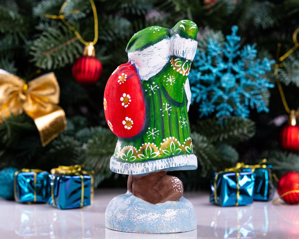 Father Christmas figurine 6.3 inch, green coat, shelf decor