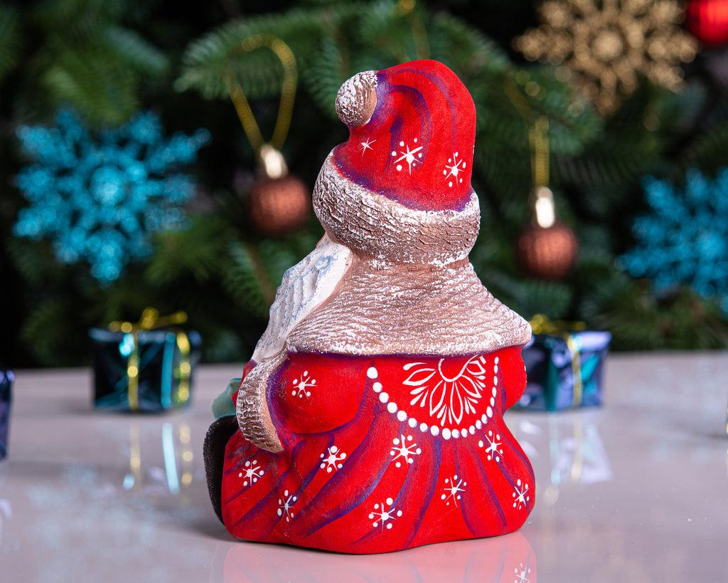 Hand carved wooden Santa figurine 5.1 inch, winter birds scene, mantel display
