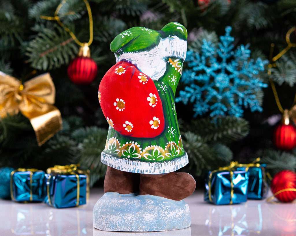 Father Christmas figurine 6.3 inch, green coat, shelf decor