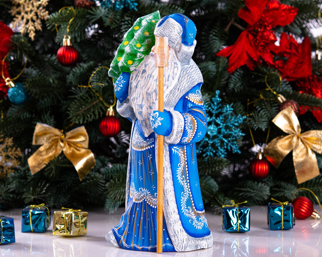 Hand Carved Wooden Santa Figurine: Old World Christmas Mantel Decor