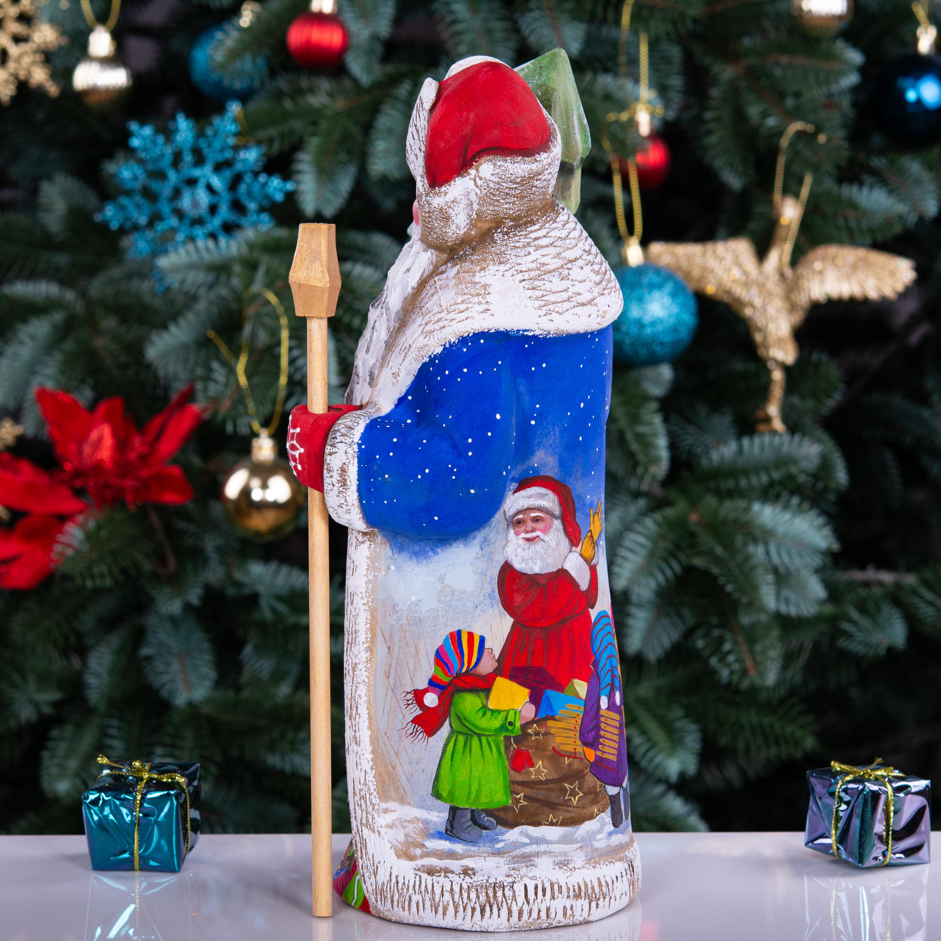 Hand-Carved Wooden Santa Claus Figurine: Christmas Holiday Decor