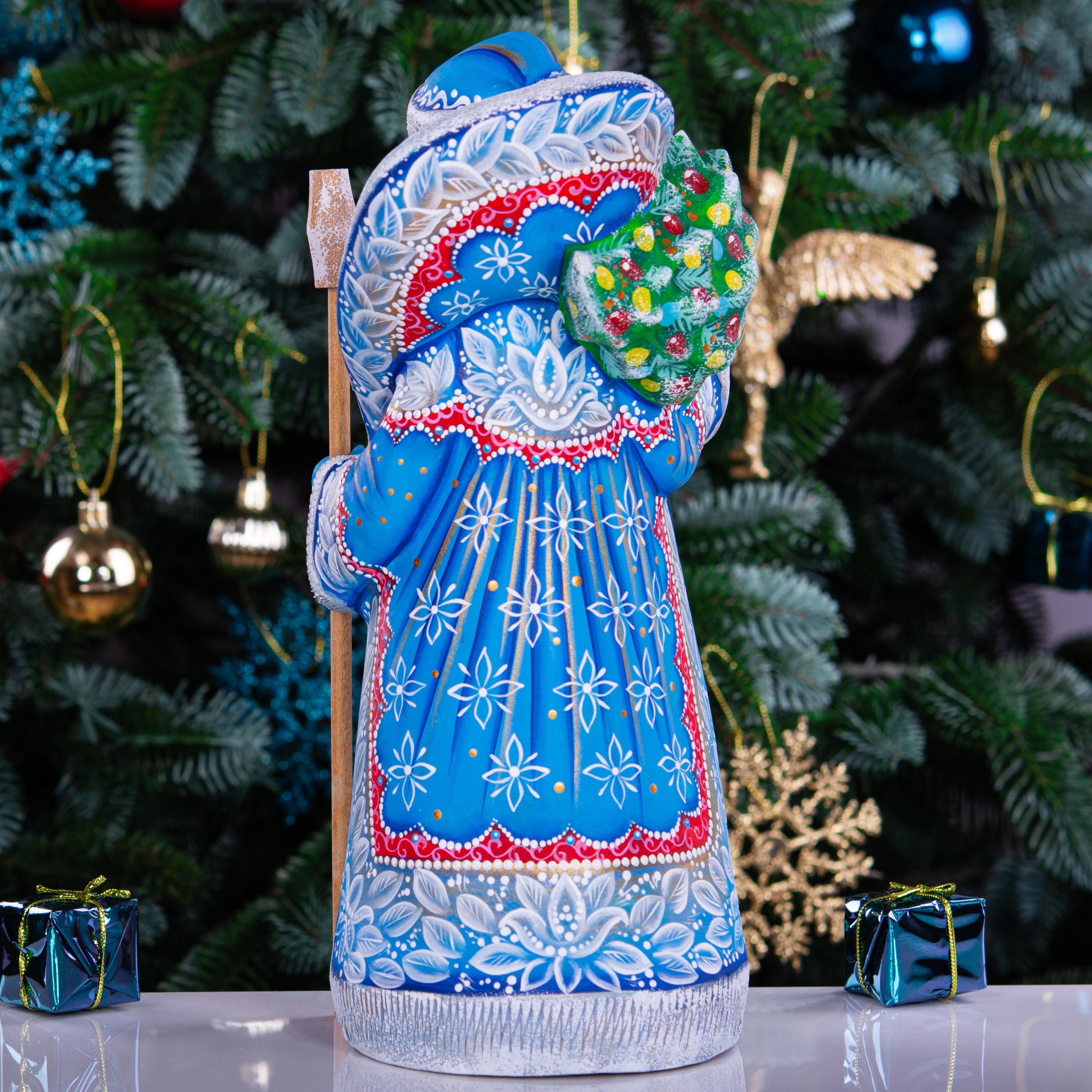 Collectible Old World Santa wood figure 10.5 inch, Holy Family nativity table display