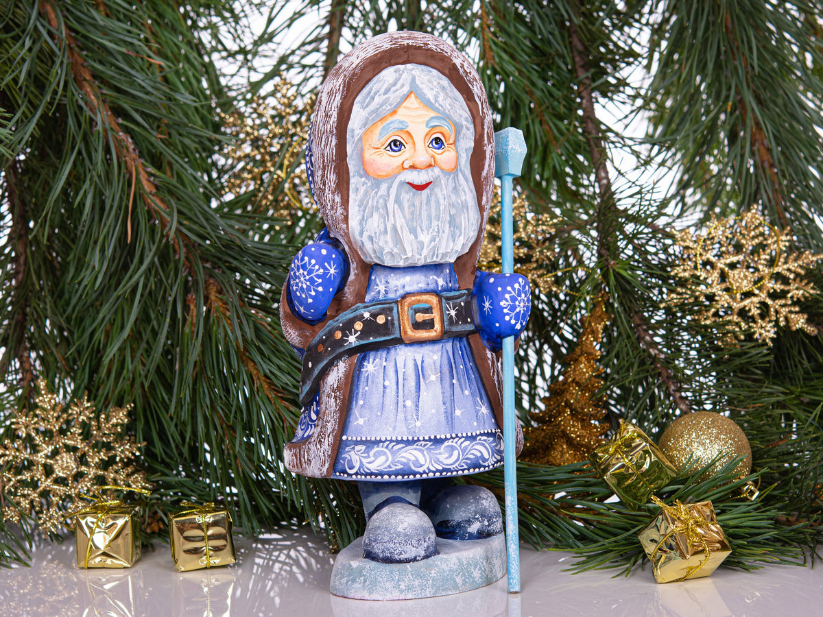 Hand-Carved Wooden Santa Claus Figurine: Retro Christmas Decor (10 inch)