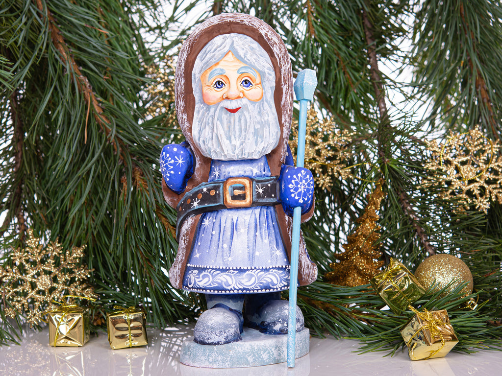 Hand-Carved Wooden Santa Claus Figurine: Retro Christmas Decor (10 inch)