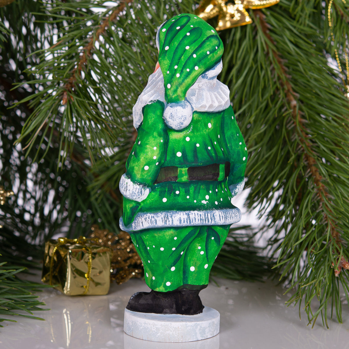 Hand Carved Wooden Santa Claus Figurine: 7" Christmas Decor