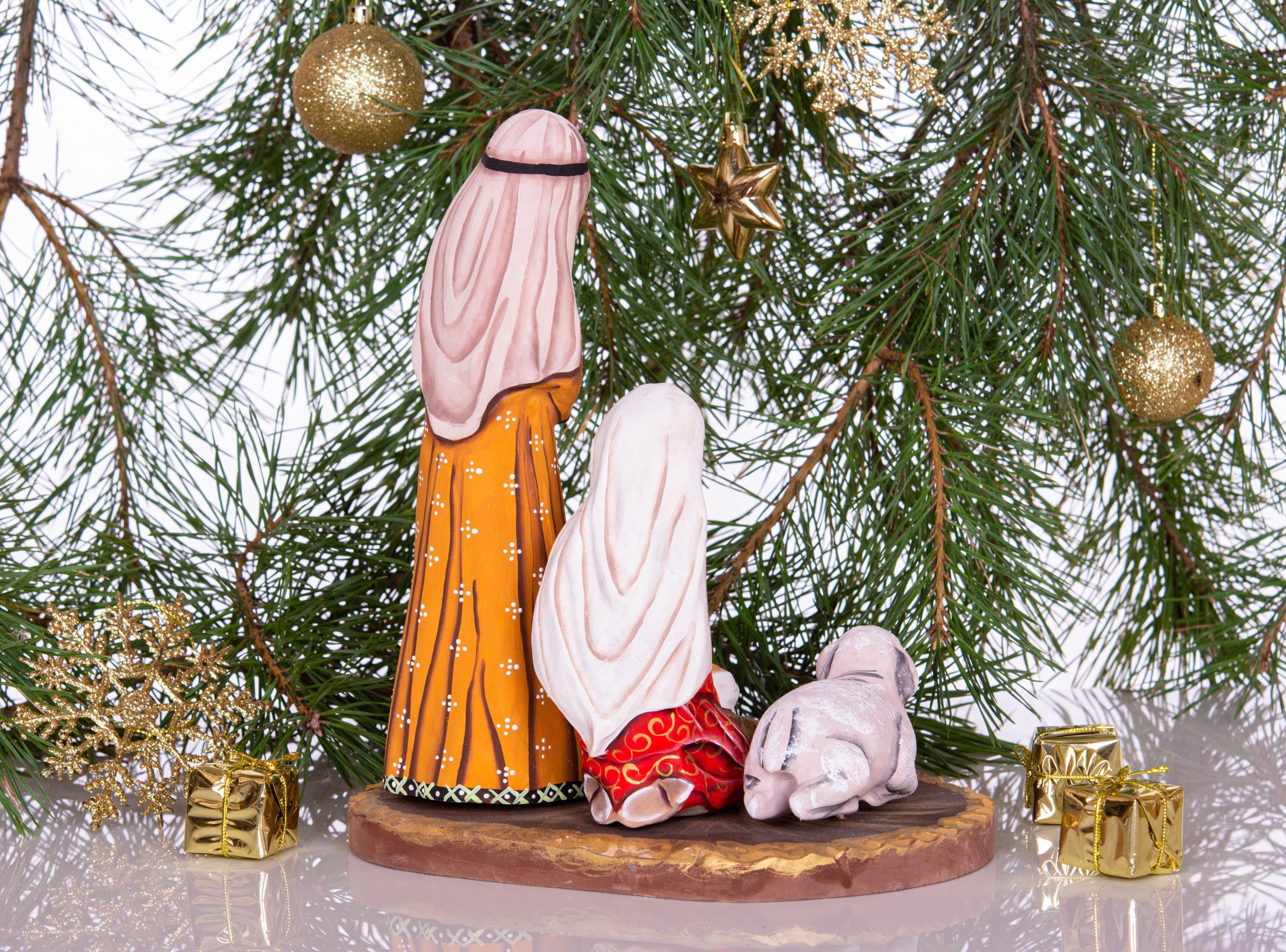 Wooden Holy Family figurine 9.4 inch, hand painted creche