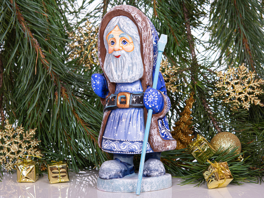 Hand-Carved Wooden Santa Claus Figurine: Retro Christmas Decor (10 inch)