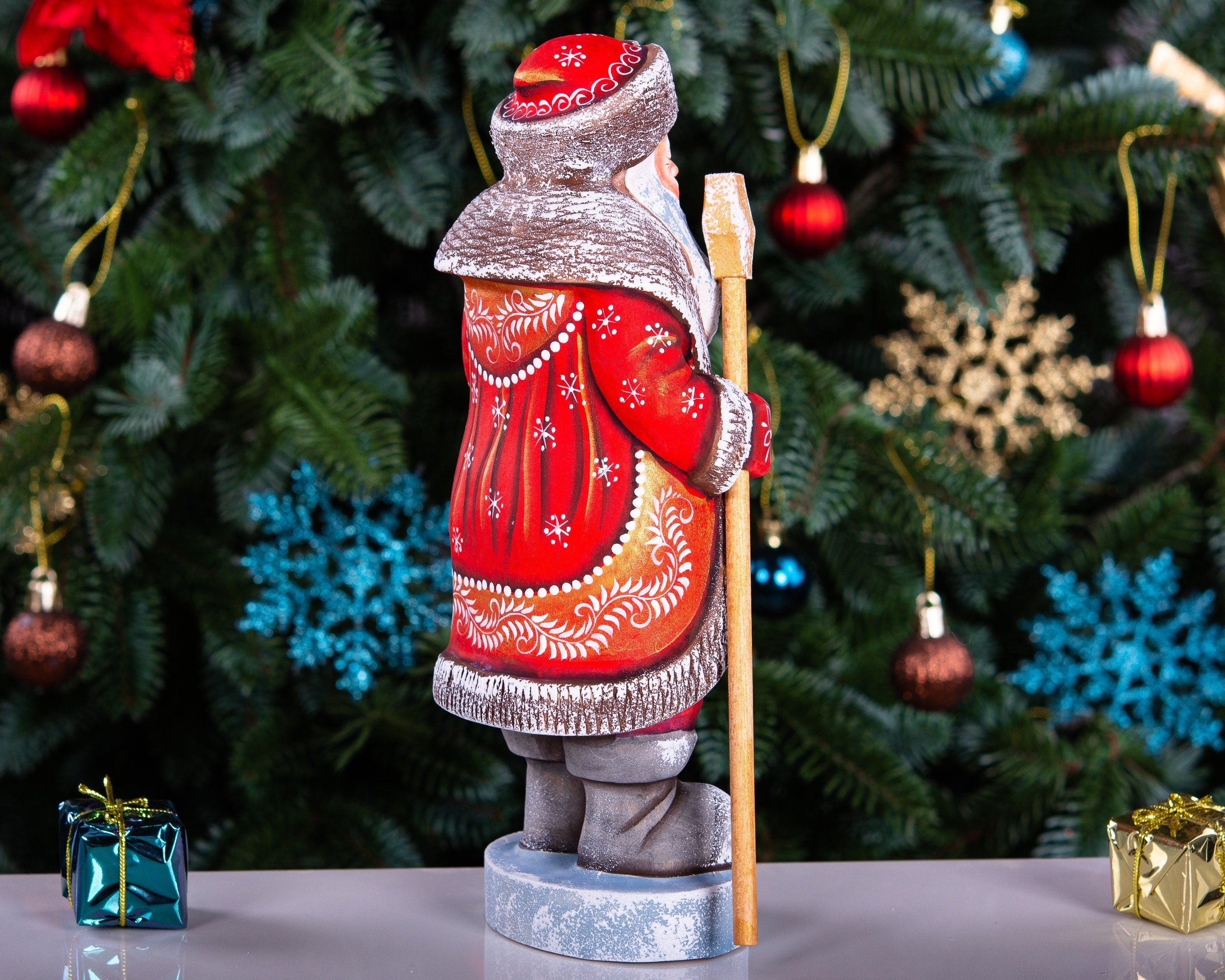 Hand-Carved Wooden Santa Claus Figurine: Holiday Home Decor (10 inch)
