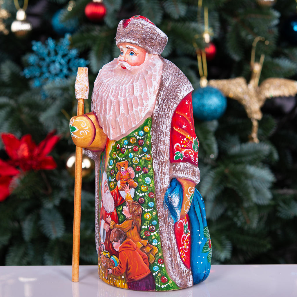 Santa Claus figurine, folk art children with toys, 9.4 inch
