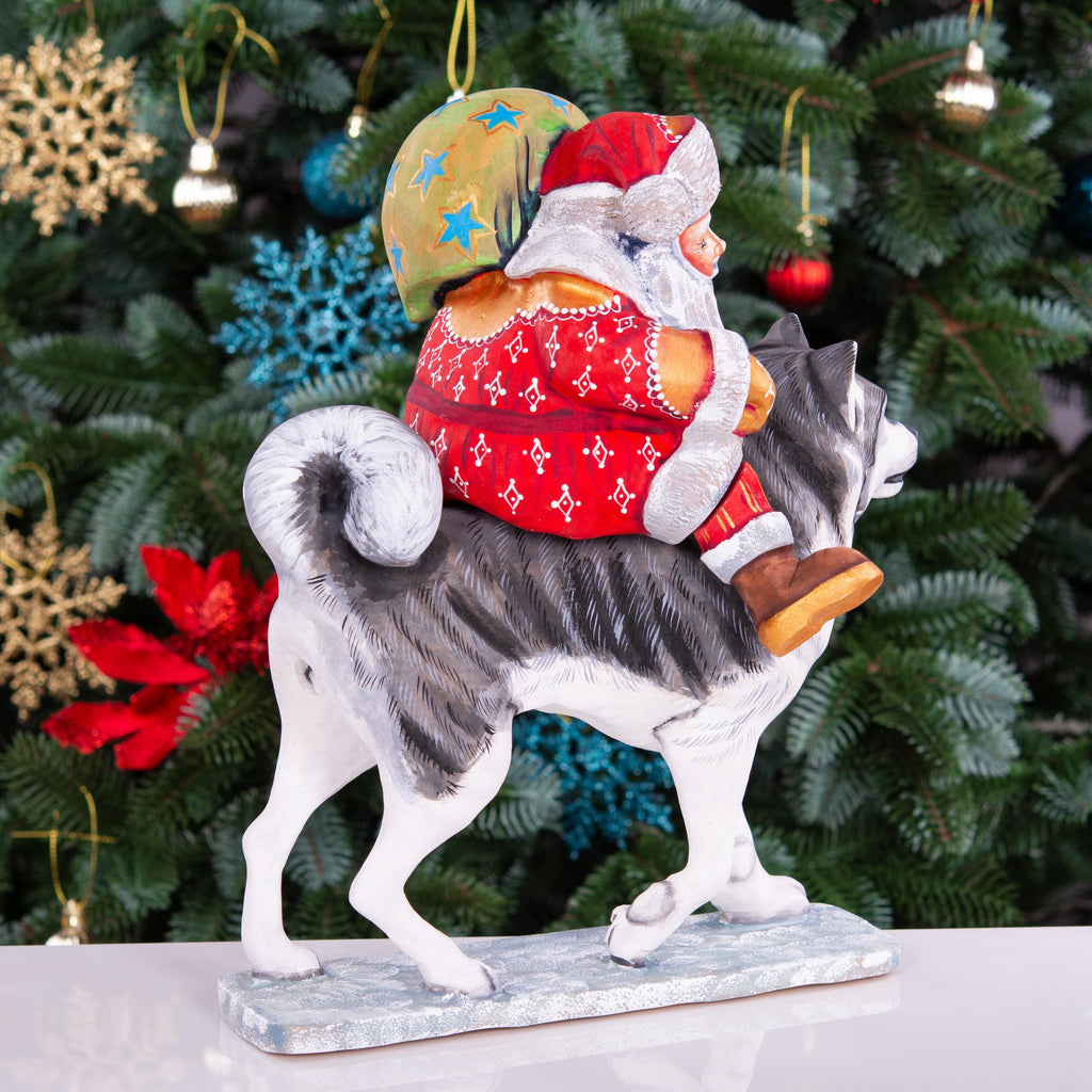 Hand Carved Wooden Santa Claus Figurine: Folk Art Christmas Decor