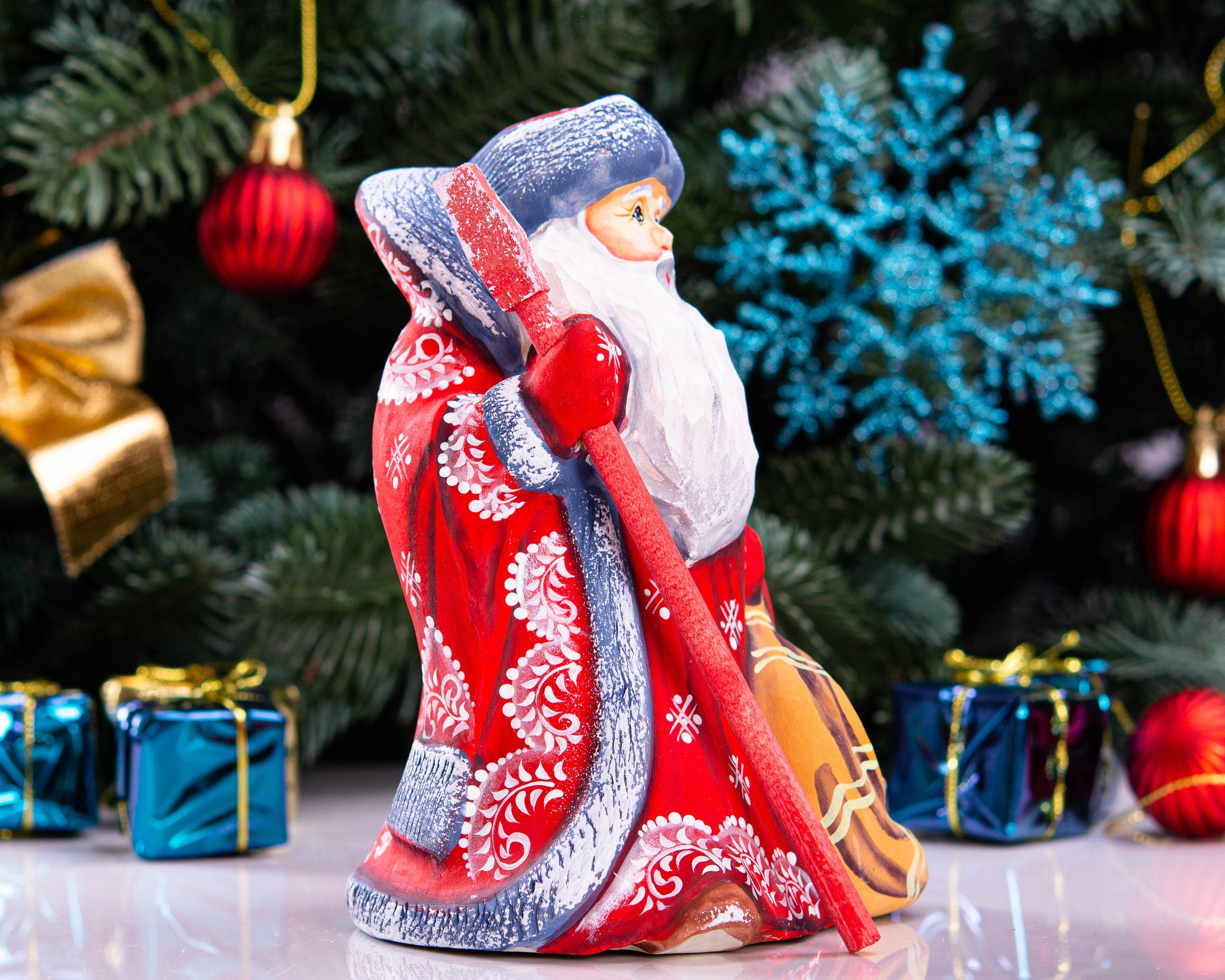 Hand carved Santa wood figurine 5.5 inch, stocking stuffer size, Christmas home decor