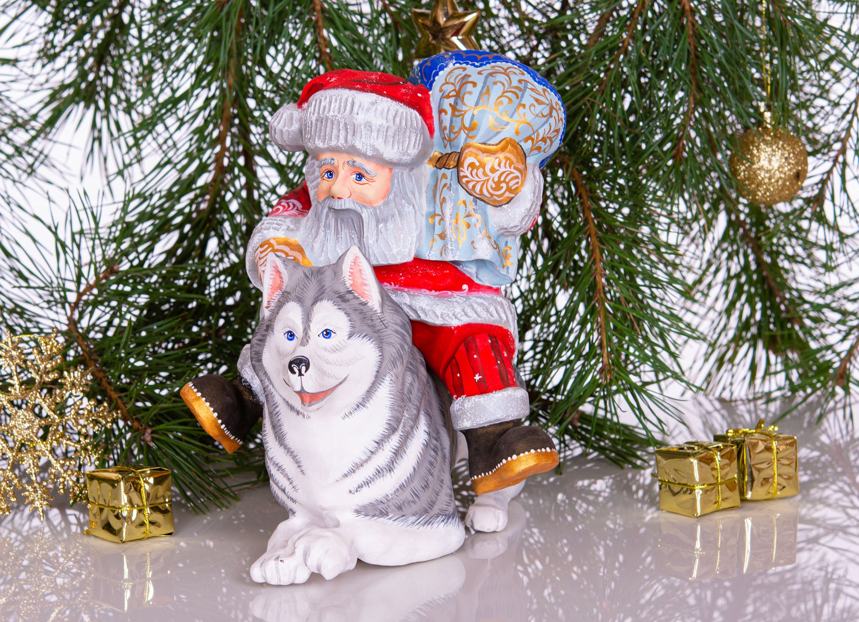 Hand-Carved Santa Claus Figurine on Dog: Retro Christmas Decor