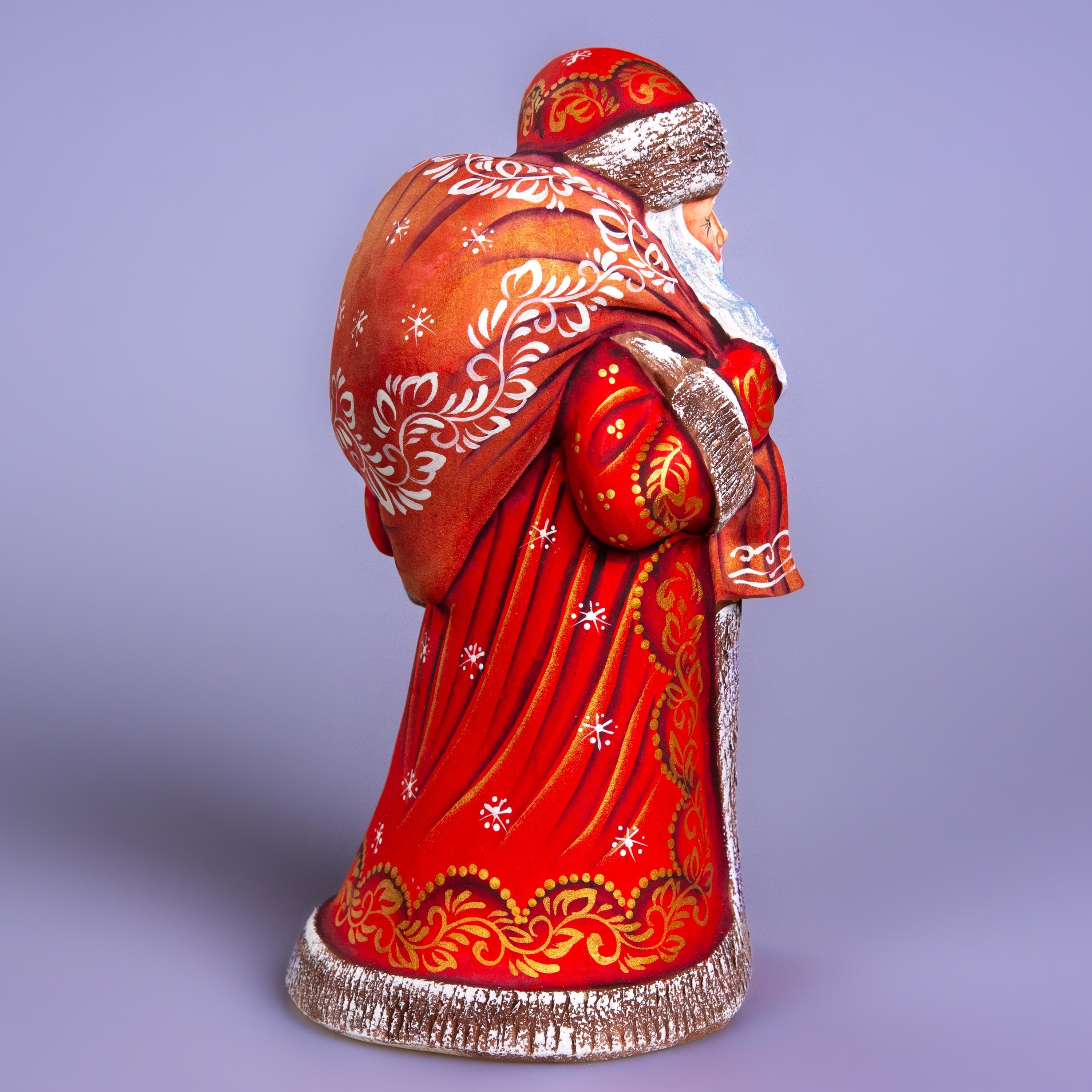 Hand Carved Wooden Santa Claus Figurine: Christmas Holiday Decor