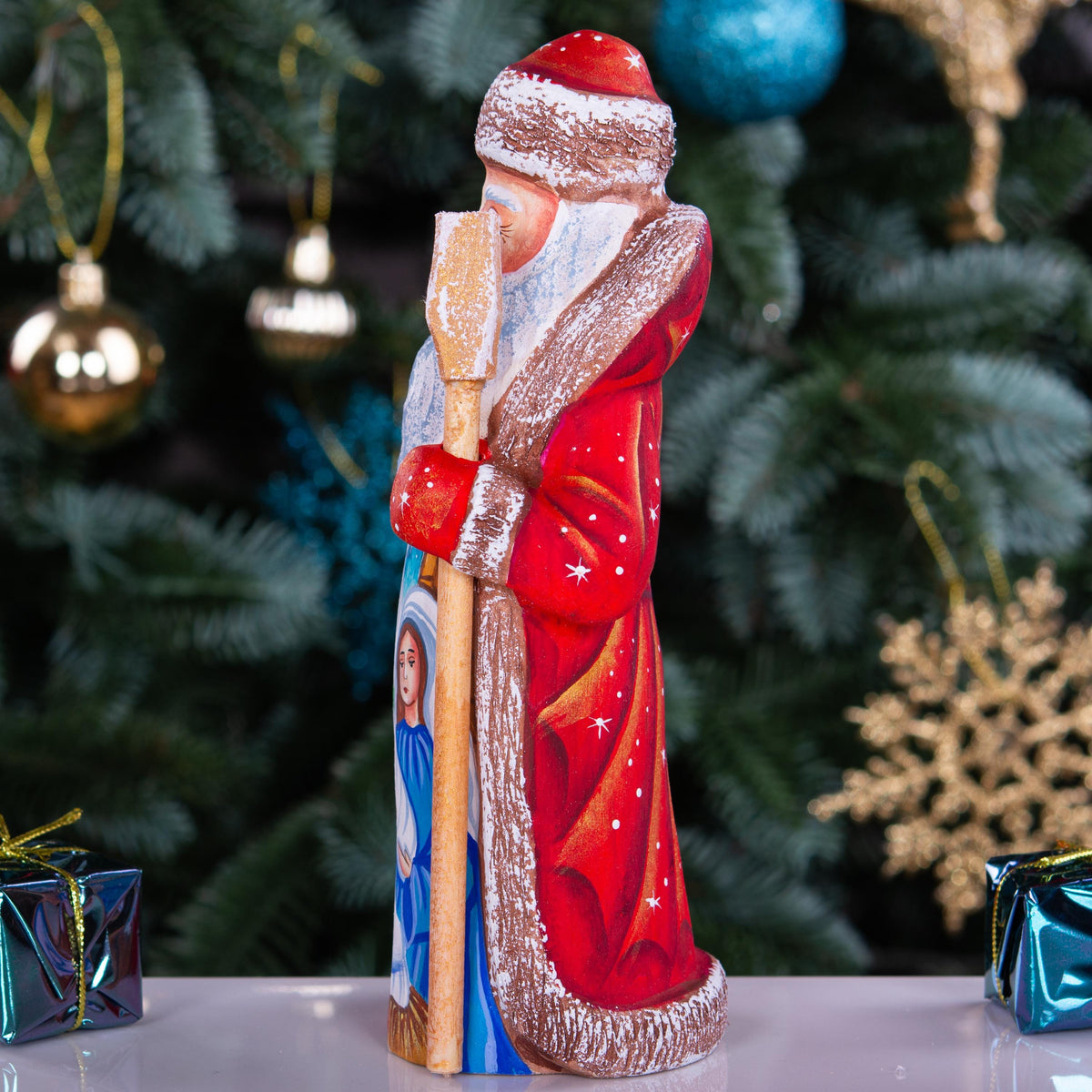 Old World Santa Figurine 7", Holy Family Nativity, Hand Painted
