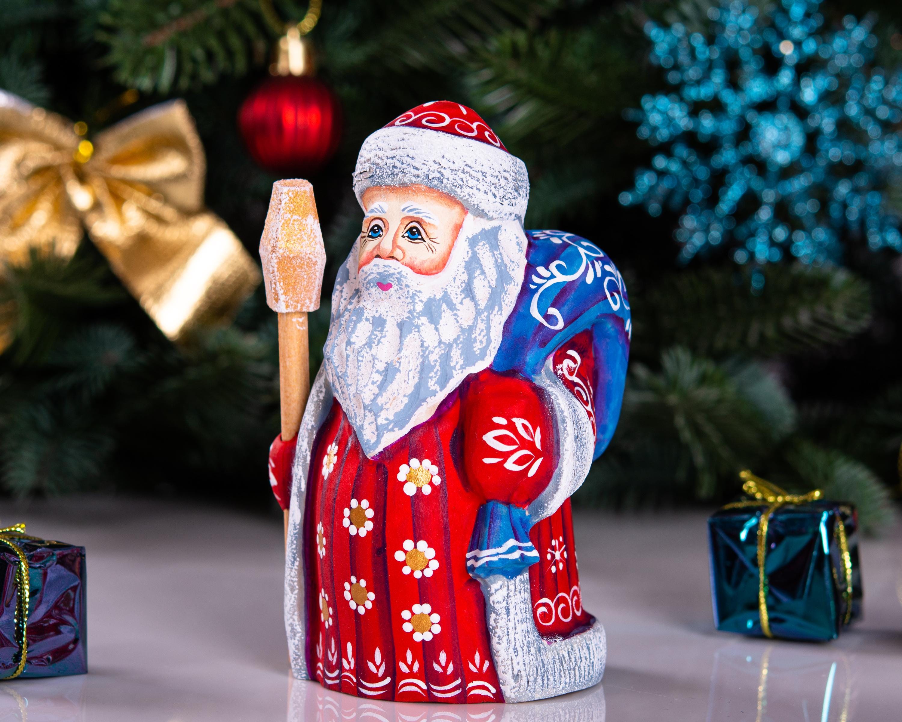 Handcrafted Wooden Santa Figurine: Folk Art Christmas Decor