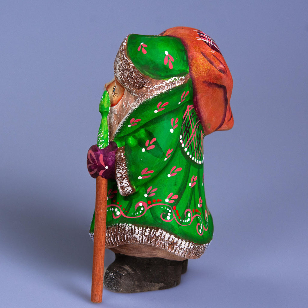 Hand-Carved Wooden Santa Claus Figurine: 6" Holiday Decor