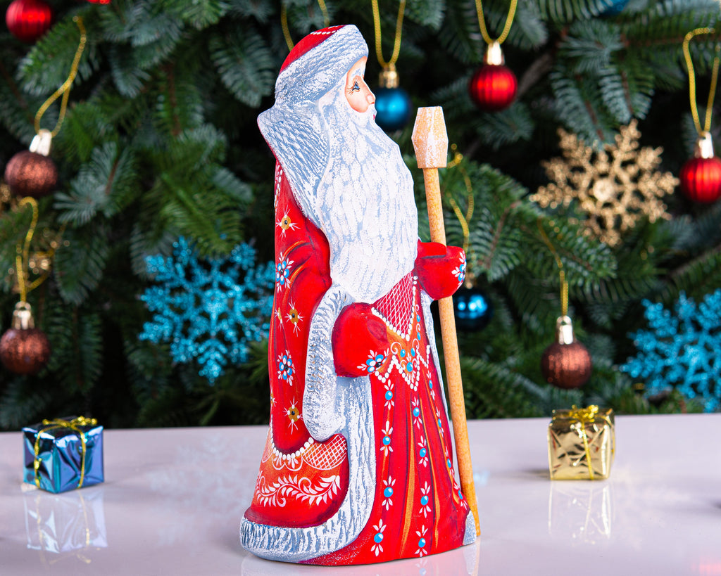 Hand-Carved Wooden Santa Claus Figurine: Signed Christmas Decor