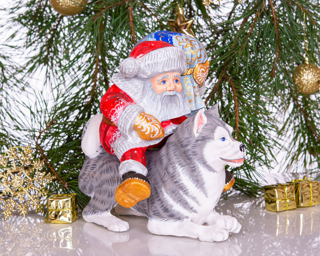 Hand-Carved Santa Claus Figurine on Dog: Retro Christmas Decor