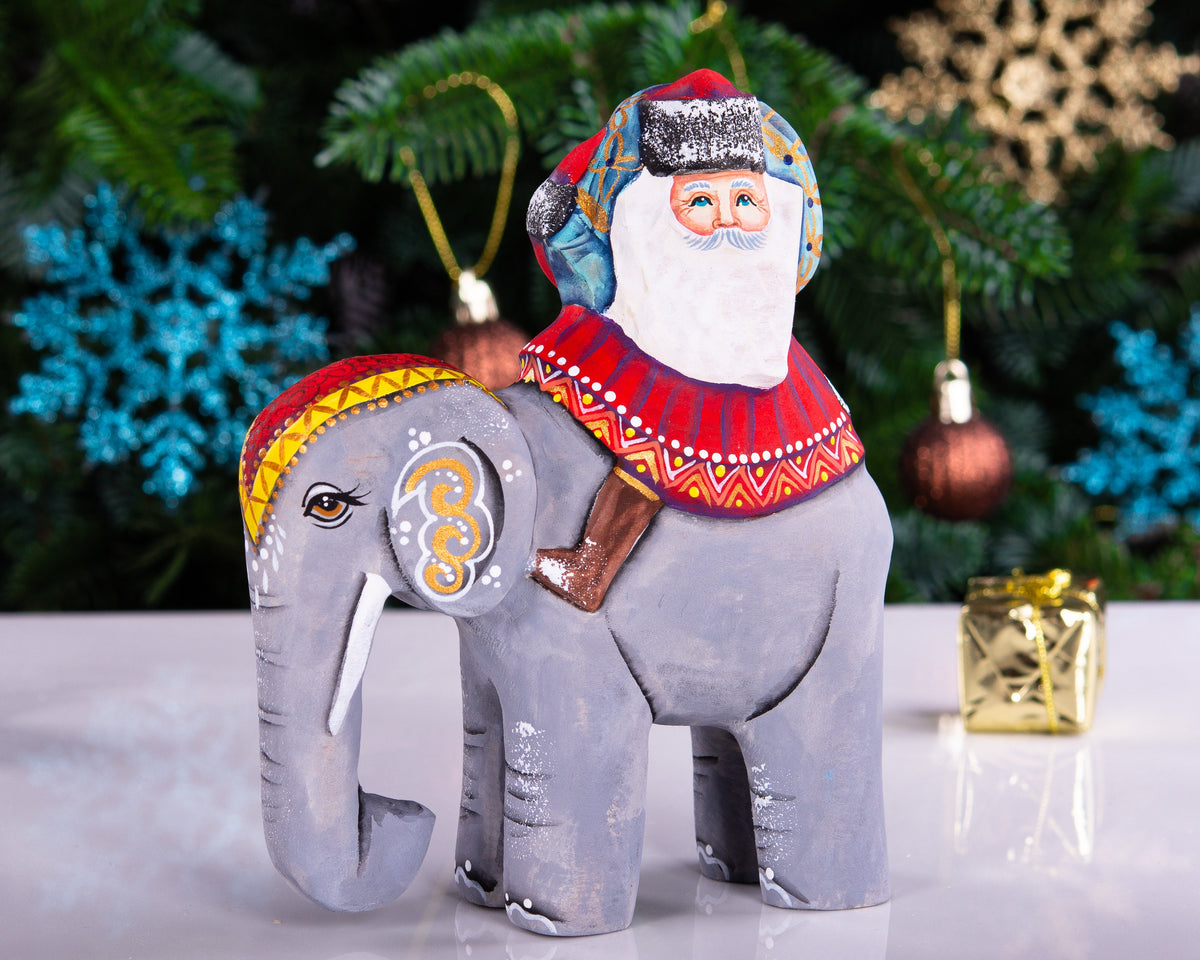 Wooden Hand Carved Santa Claus figurine, Handmade Christmas Home Decor, Hand painted funny Christmas gift made in Ukraine