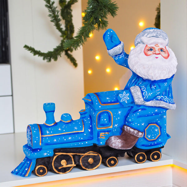 Hand-Carved Wooden Santa Claus Figurine: Christmas Train Decor