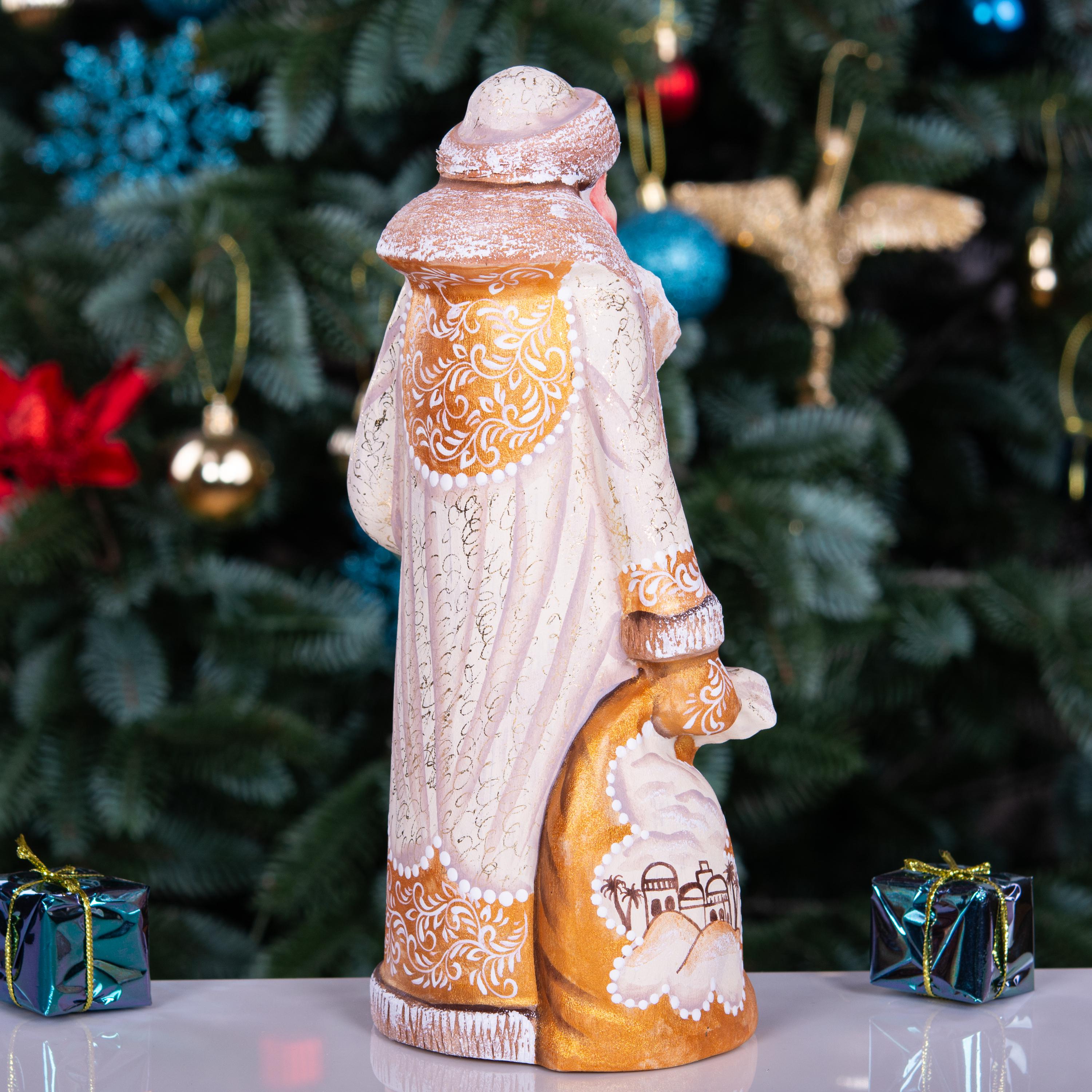 Santa Figurine 9", Nativity Scene, White & gold Coat, Old World
