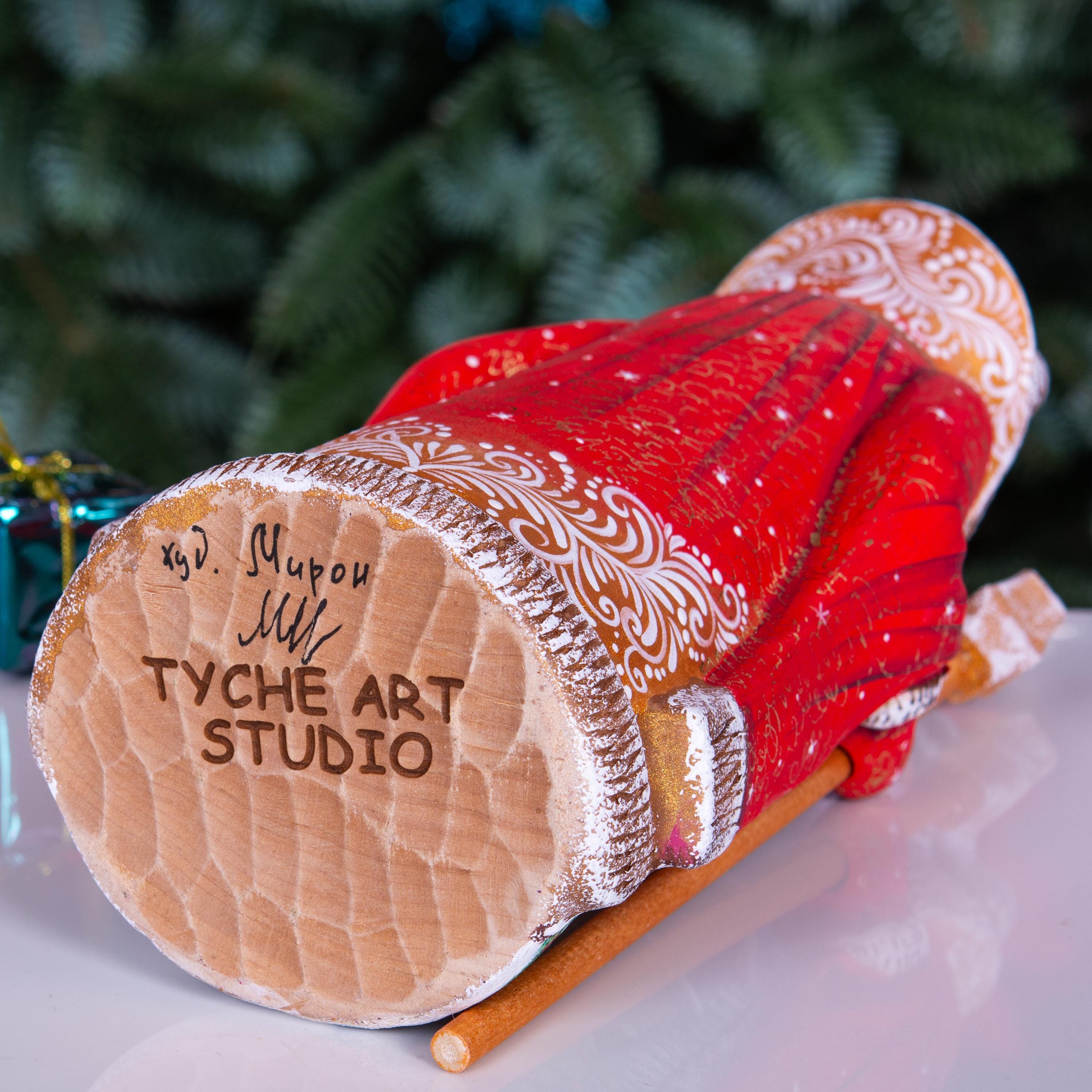 Hand-Carved Wooden Santa Claus Figurine: Signed Holiday Decor (9")