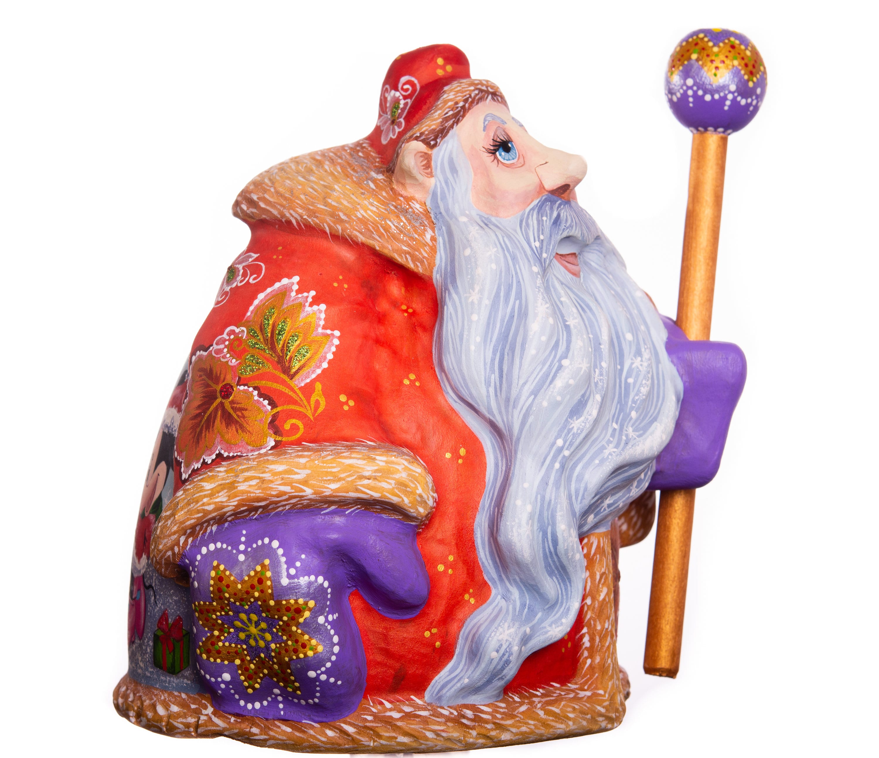 Hand-Carved Wooden Santa Claus Figurine: Folk Art Christmas Decor
