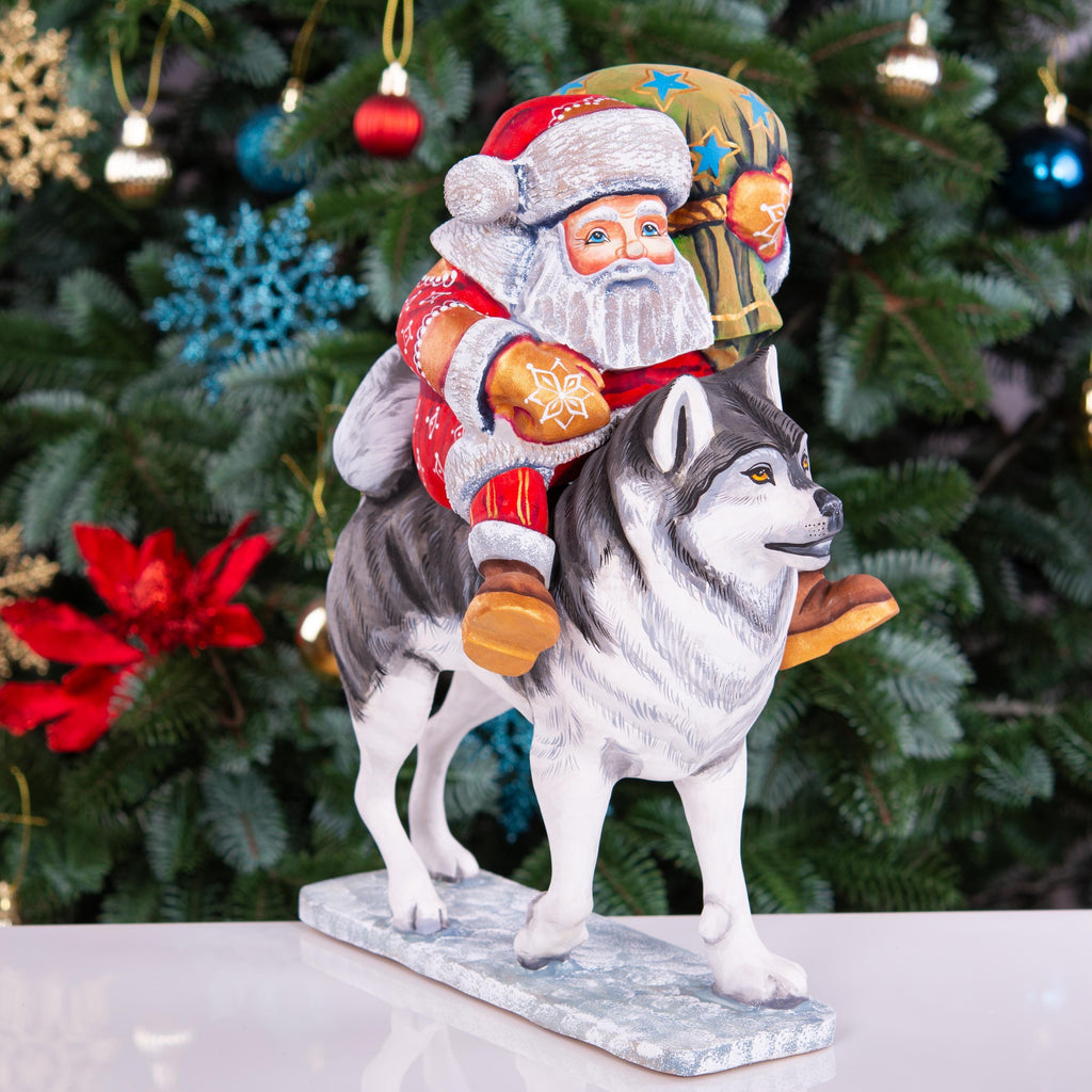 Hand Carved Wooden Santa Claus Figurine: Folk Art Christmas Decor