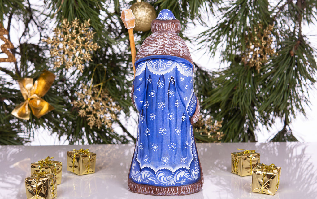 Santa Claus figurine, artisan hand painted girl scene, 8.7 inch