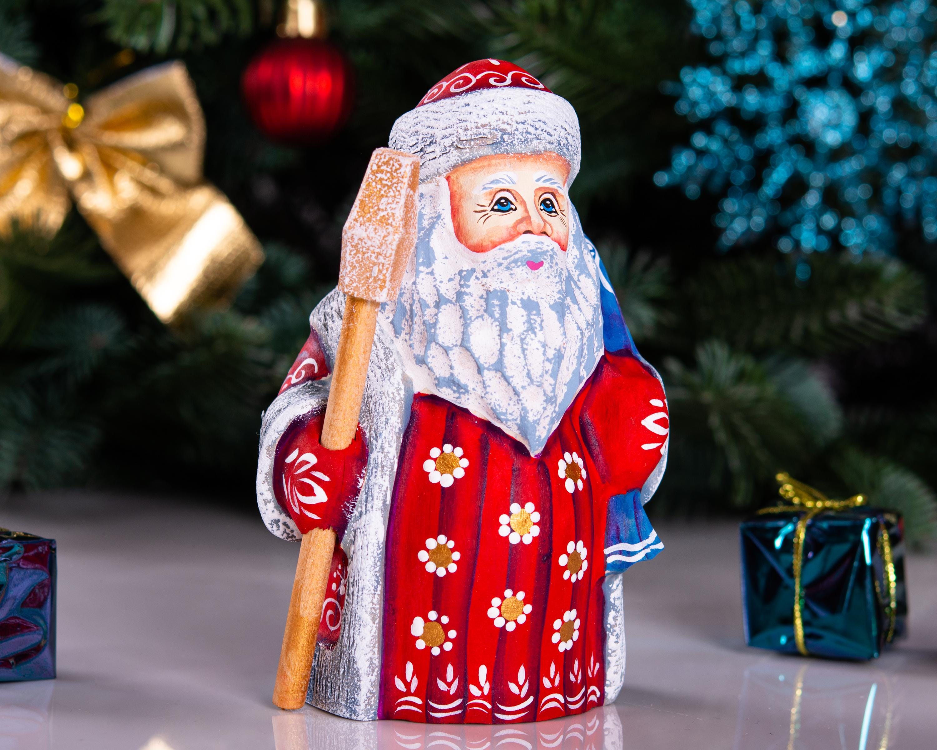 Handcrafted Wooden Santa Figurine: Folk Art Christmas Decor