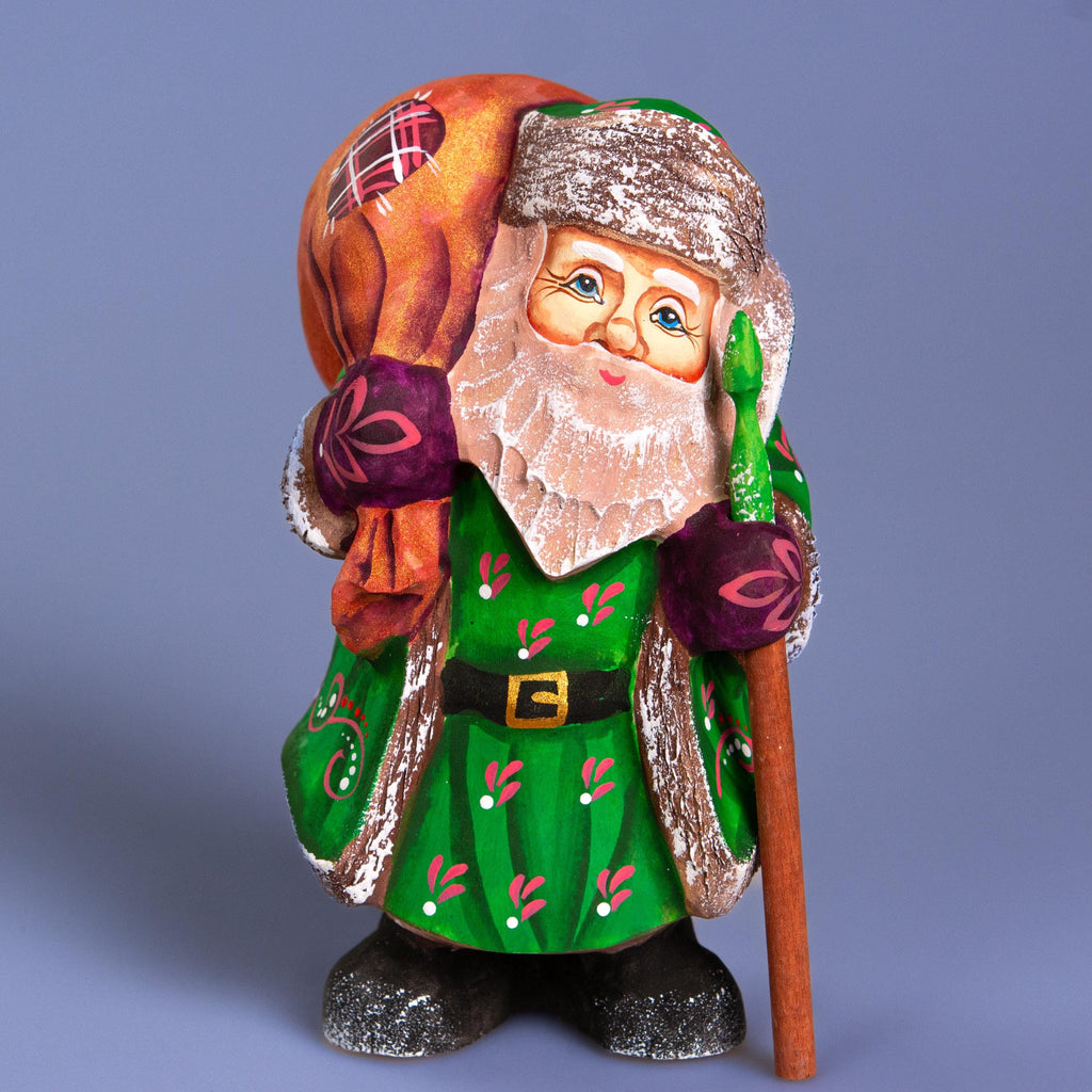 Hand-Carved Wooden Santa Claus Figurine: 6" Holiday Decor