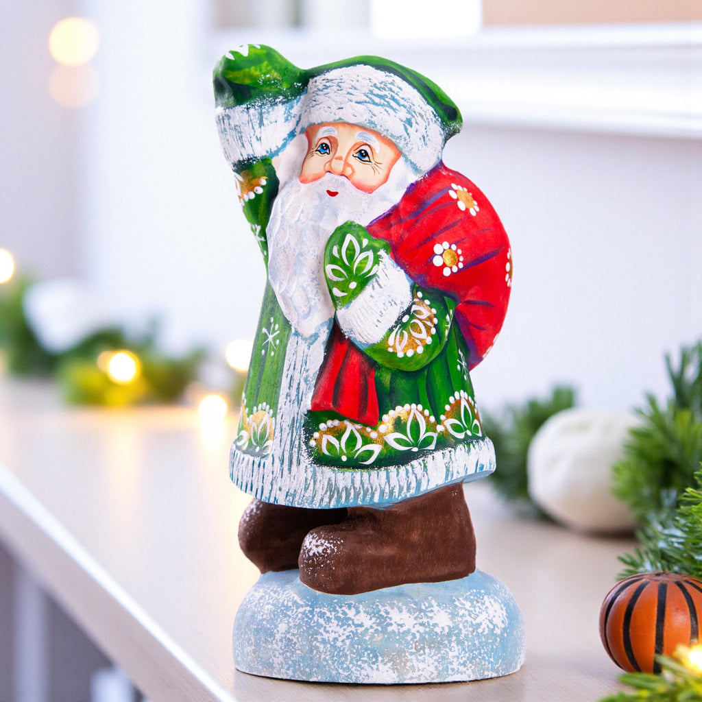 Father Christmas figurine 6.3 inch, green coat, shelf decor