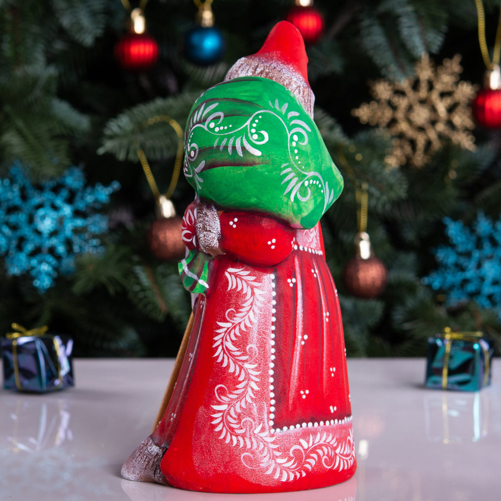 Hand-Carved Wooden Santa Claus Figurine: Retro Christmas Decor (8 inch)