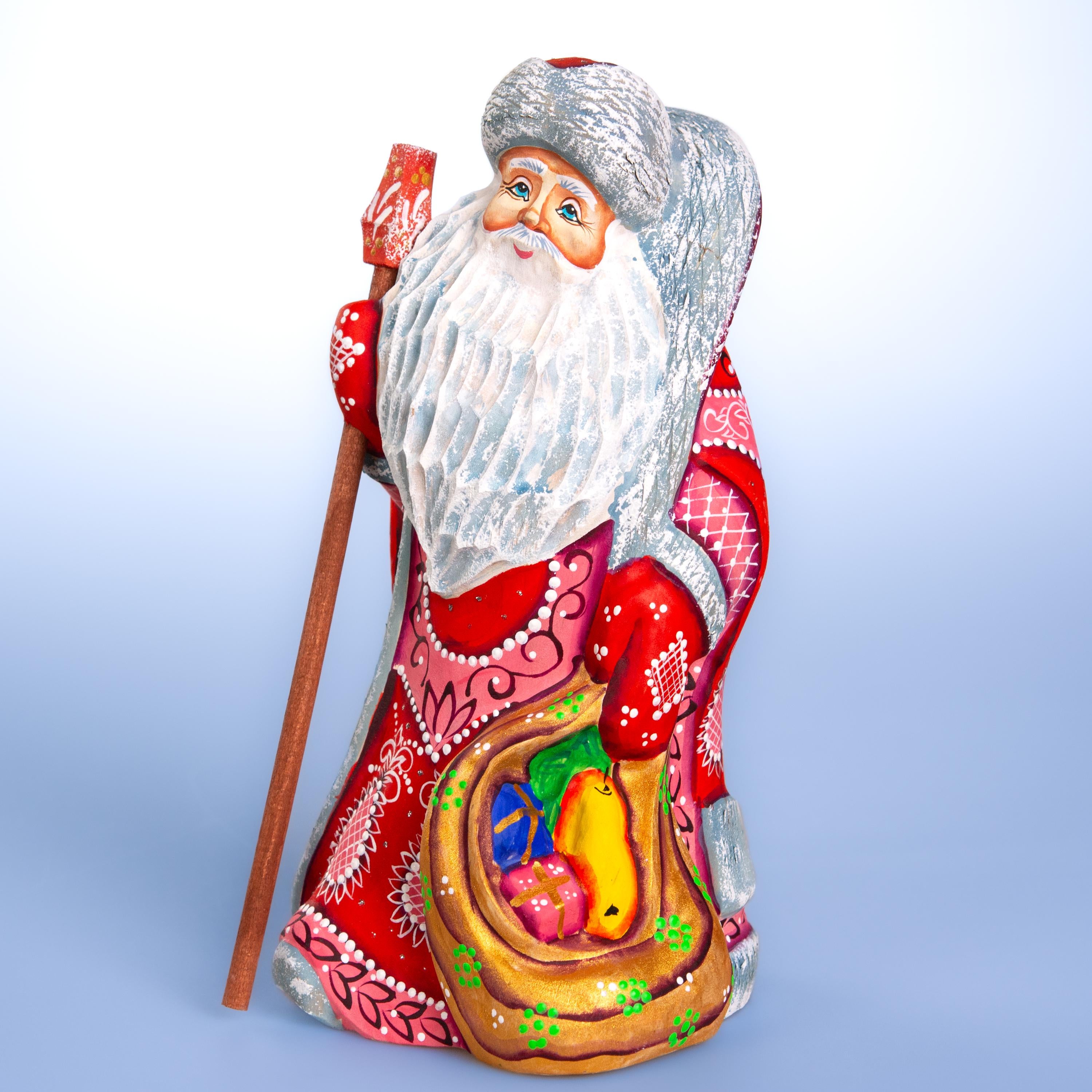 Old World Santa figurine 9.1 inch, folk art mantel decor