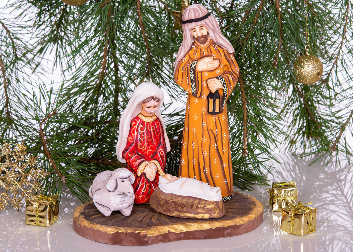 Wooden Holy Family figurine 9.4 inch, hand painted creche